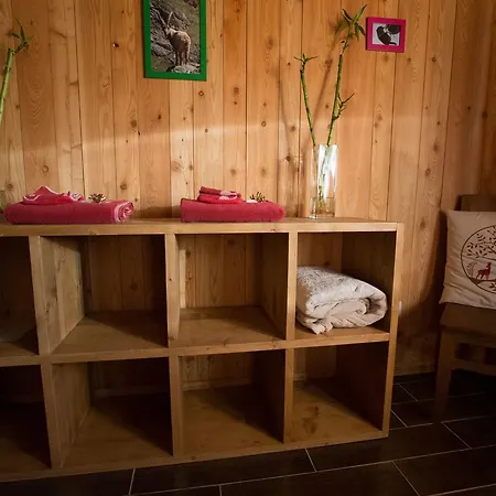 Chalet Fratine Bed & Breakfast Bozel